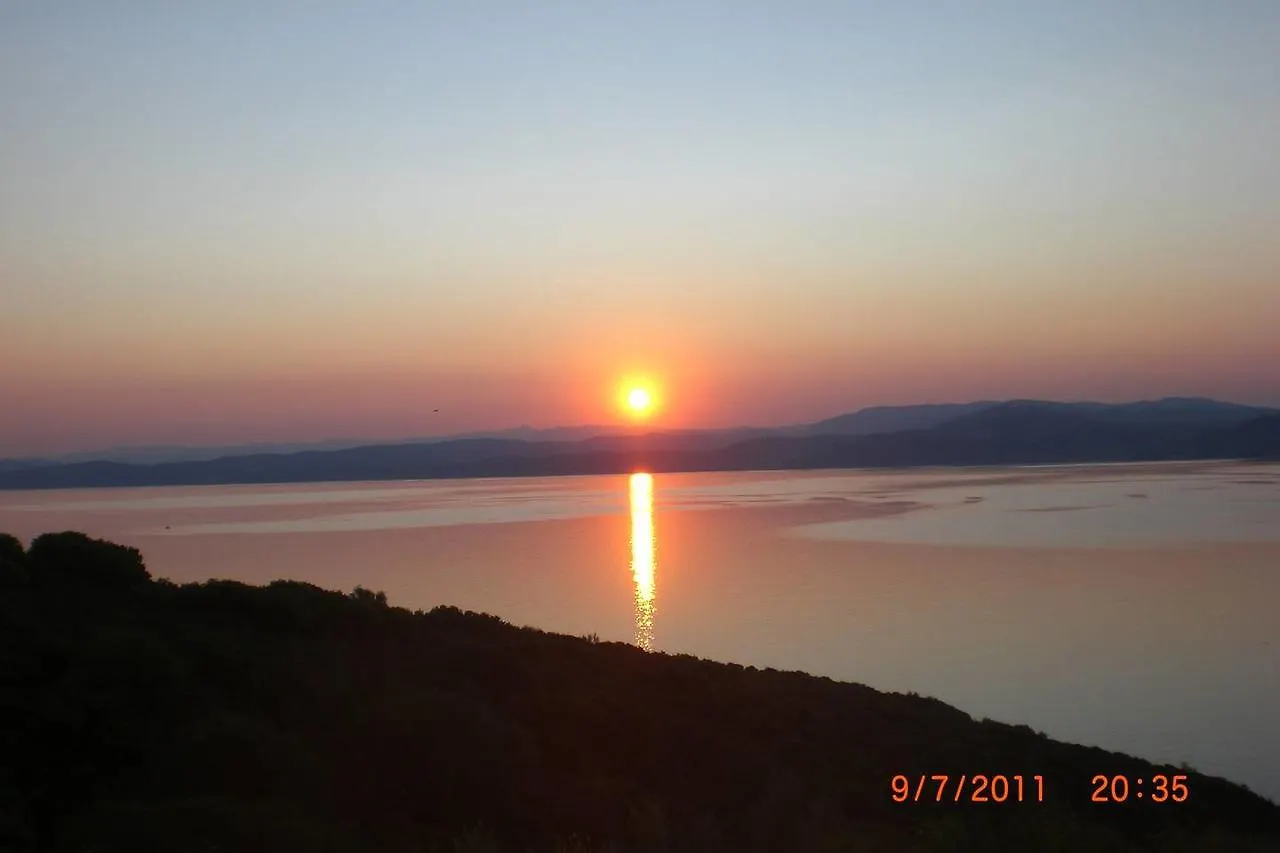 Marvelous Sea View Eco Studio Αμμουλιανή